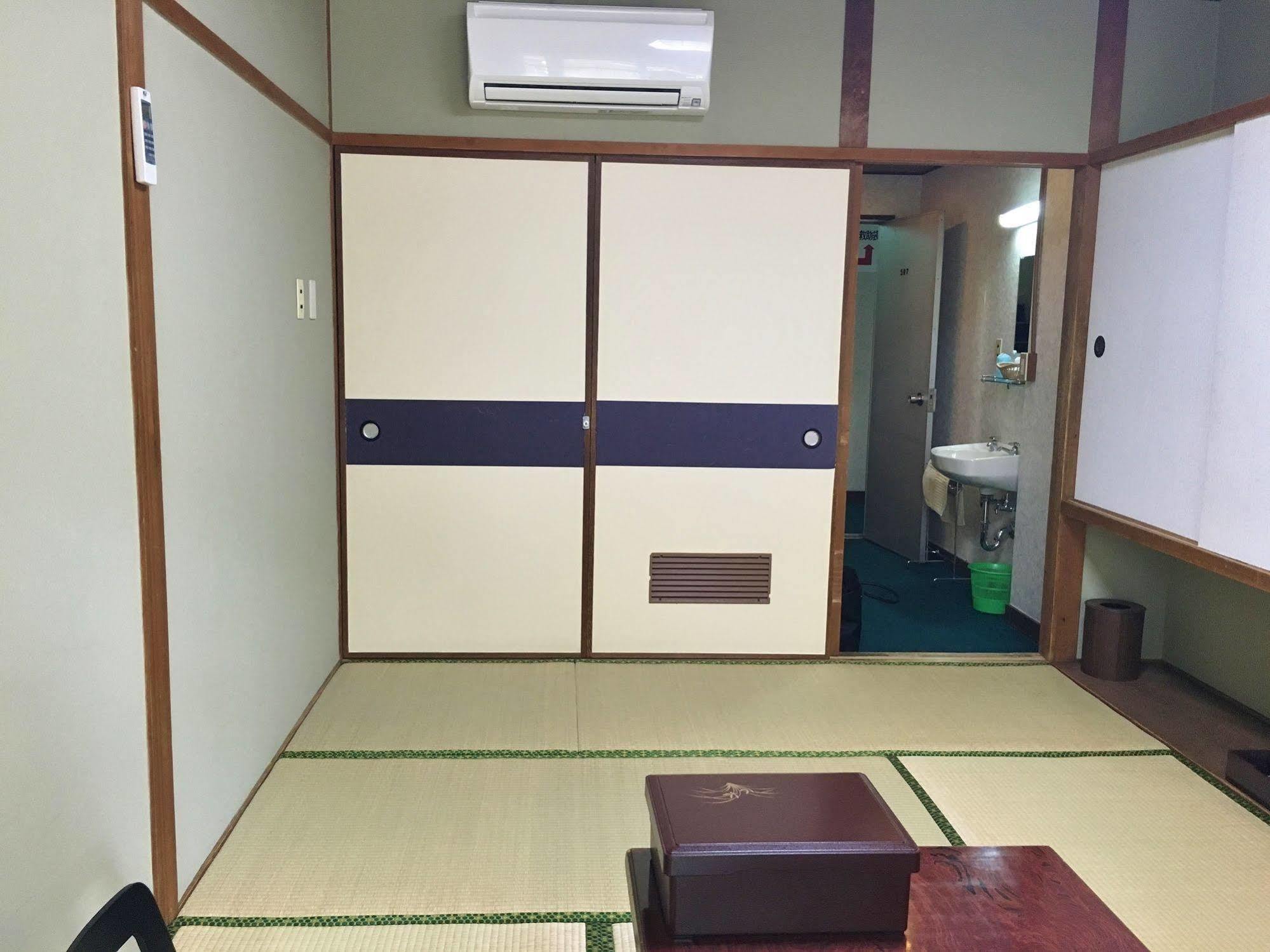 Daibutsukan Nara Esterno foto