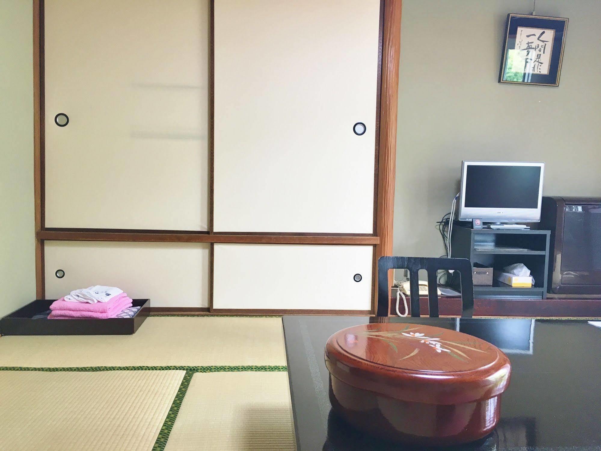 Daibutsukan Nara Esterno foto