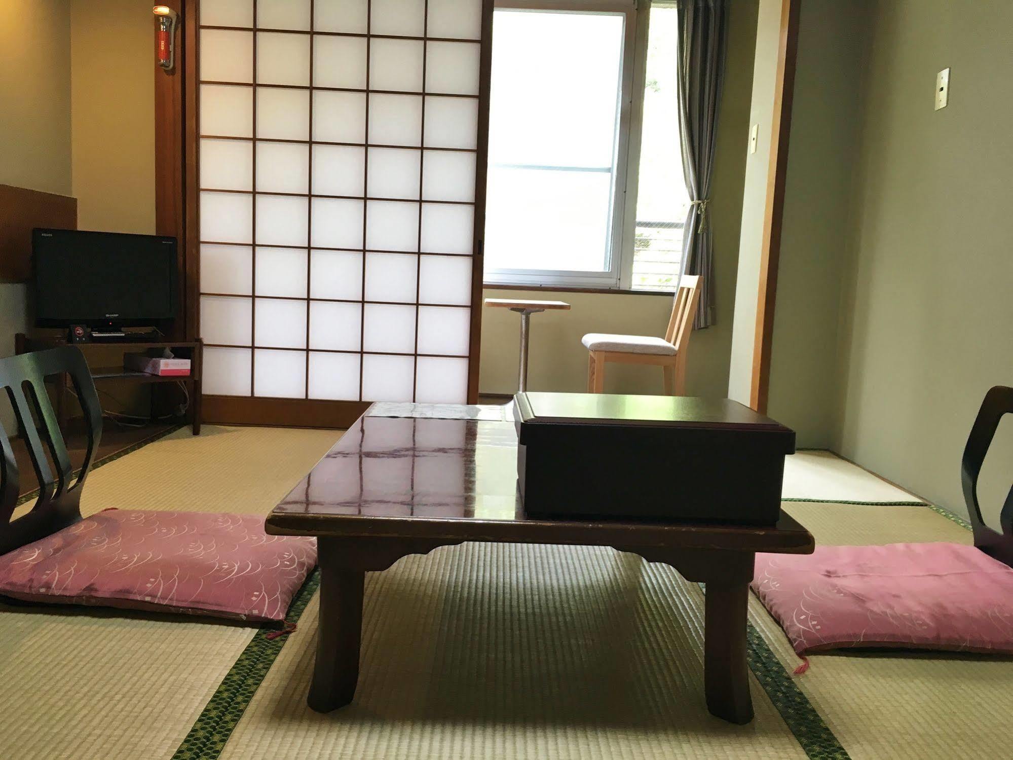 Daibutsukan Nara Esterno foto